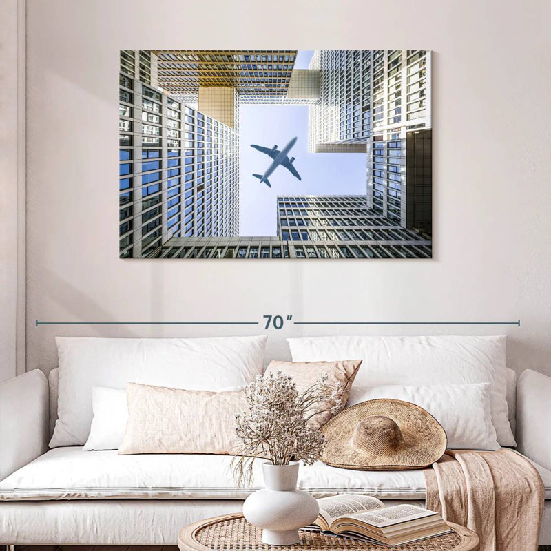 Avion urbain Mehar, H 30 po x l 45 po