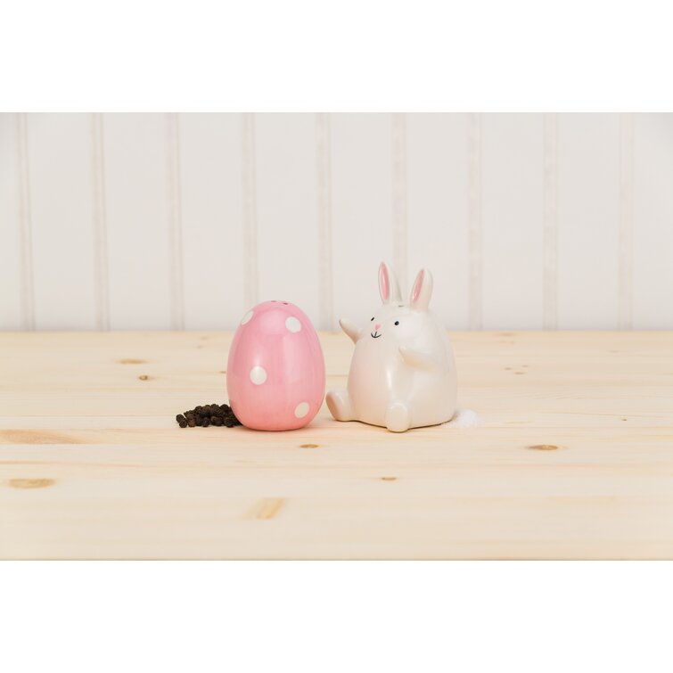 Salt and Pepper Shakers Funny 