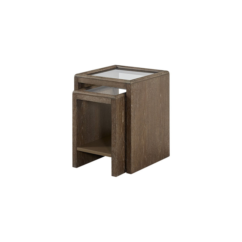 Tables gigognes