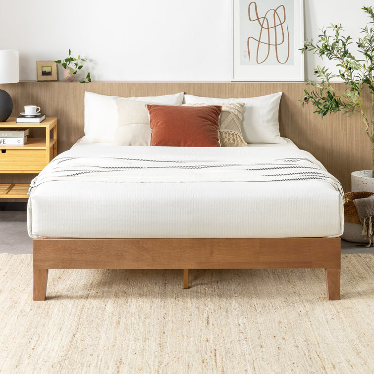 Amaryn Solid Wood Platform Bed