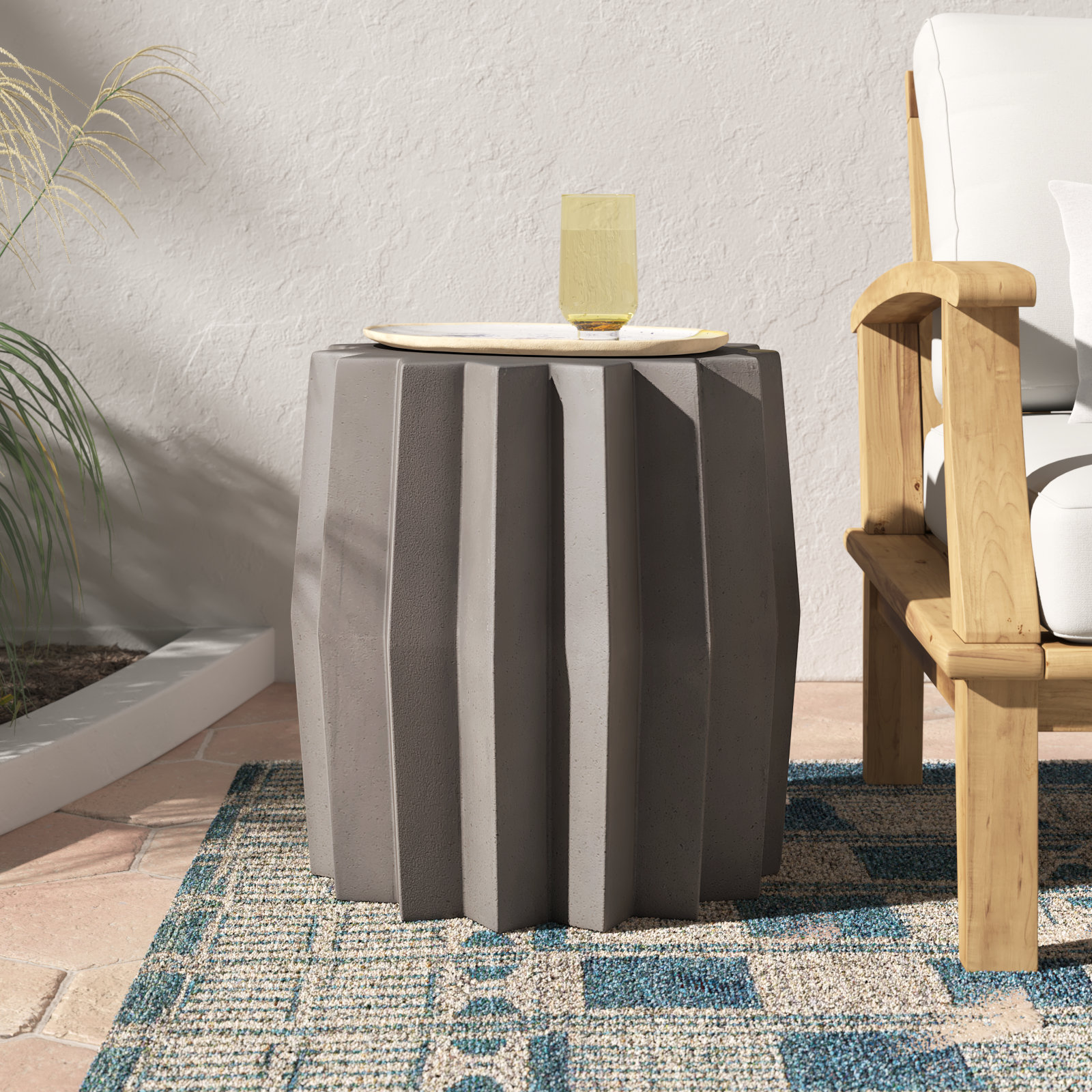 Donlon 19" Patio Side Table, Dark Gray