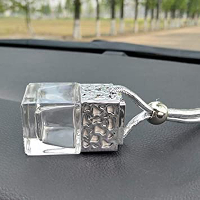 Luminaire suspendu pour bouteille de parfum