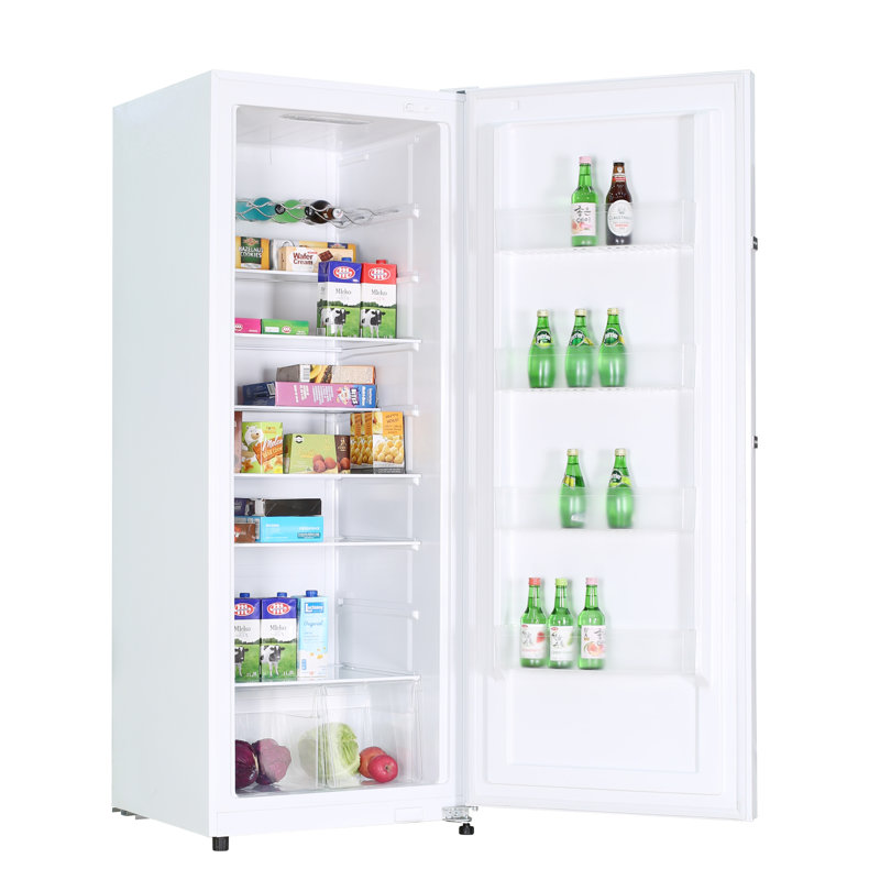 Marathon 28" 15 Cubic Feet Smudge-Resistant Refrigerator, White