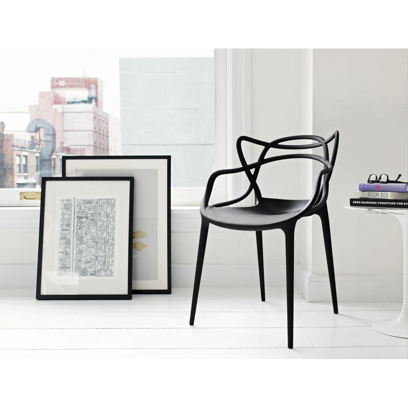 Chaise de salle à manger empilable à dossier plein Jiar