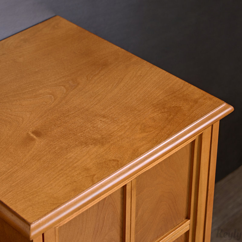 Meuble bas de style Mid-Century avec pieds en bois massif, Walnut