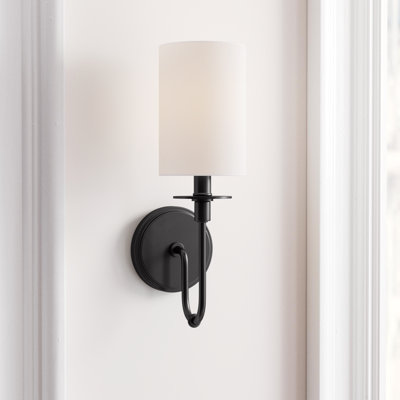 Pelham 1-Light Armed Sconce