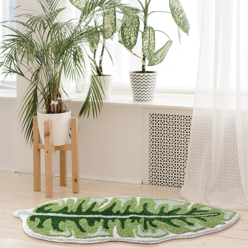  Green Leaf Bath Mat, Large Banana Leaf Plant Bathroom Runner Rug, Non Slip Absorbent Cute Palm Shaped Bathtub Rug Plush Shower Rugs (45"x20")