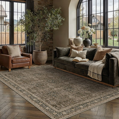 Tapis brun vieilli Rhys
