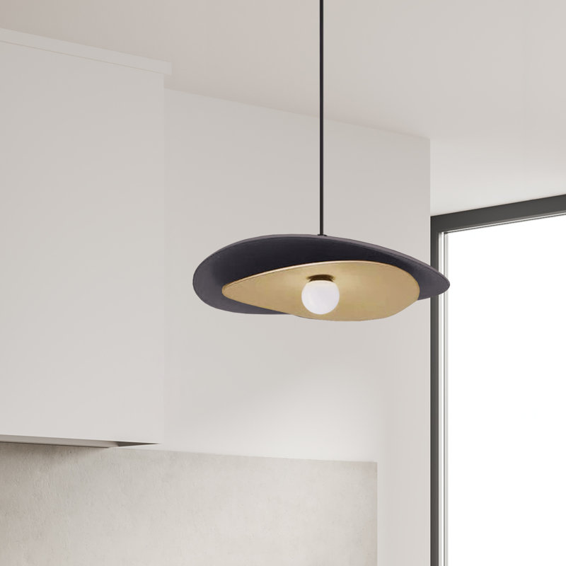 Luminaire suspendu simple à 1 lumière Yamini, Noir mat / laiton vieilli