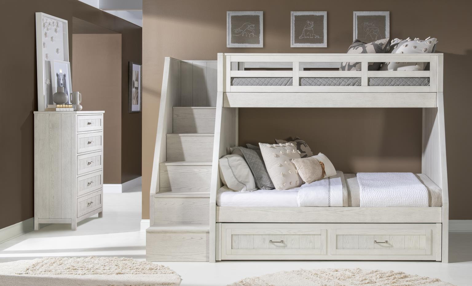 Casey 5-Drawer Chest
