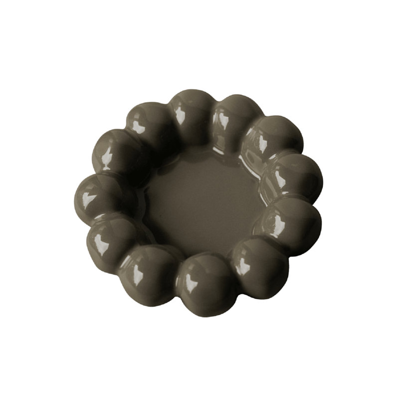 Assiette brillante, Gris