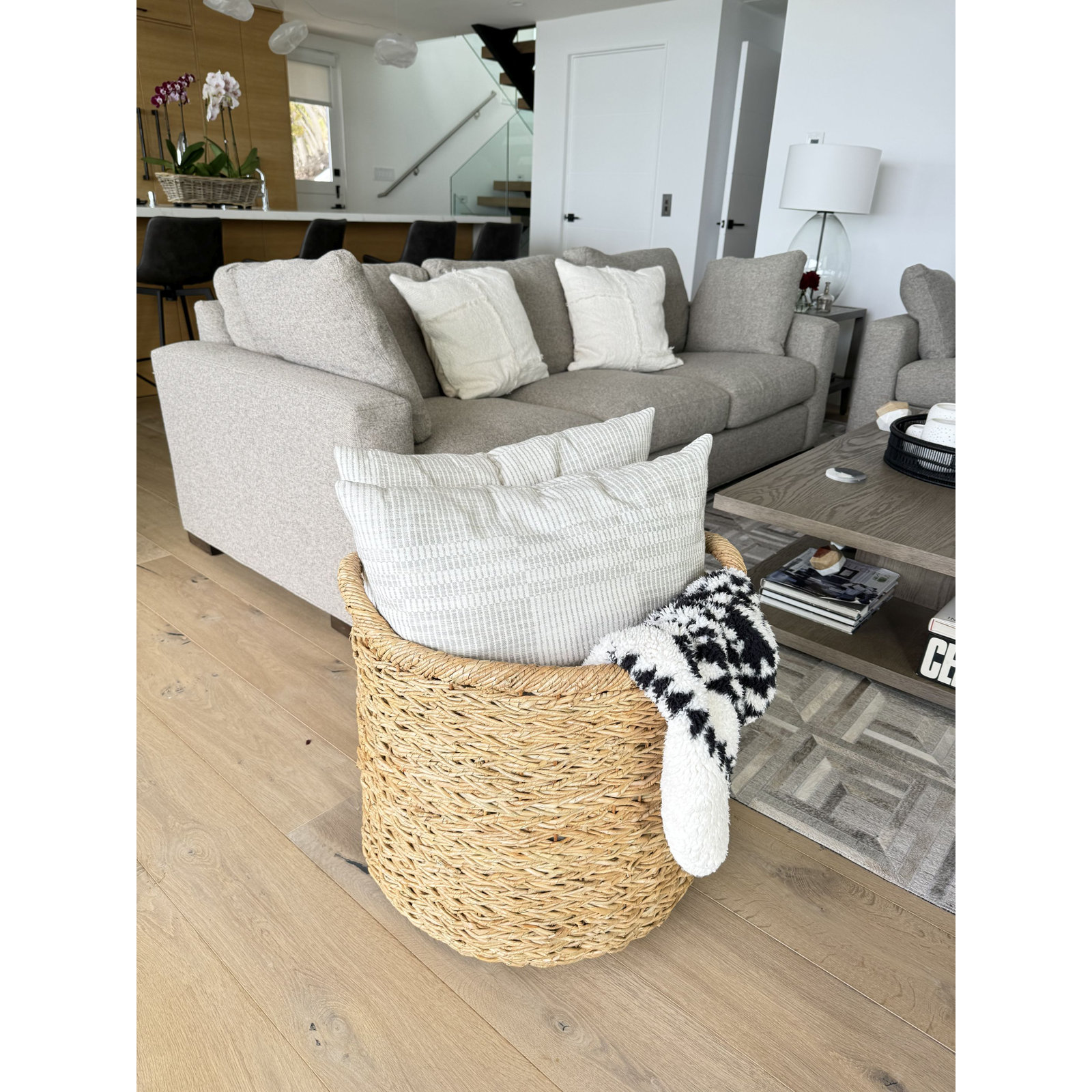 Coastal Seagrass Decorative Basket 1