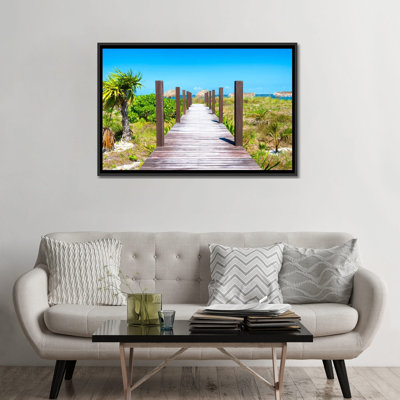 «Cuba Fuerte Collection - Wild Beach Jetty» par Philippe Hugonnard, impression sur toile tendue