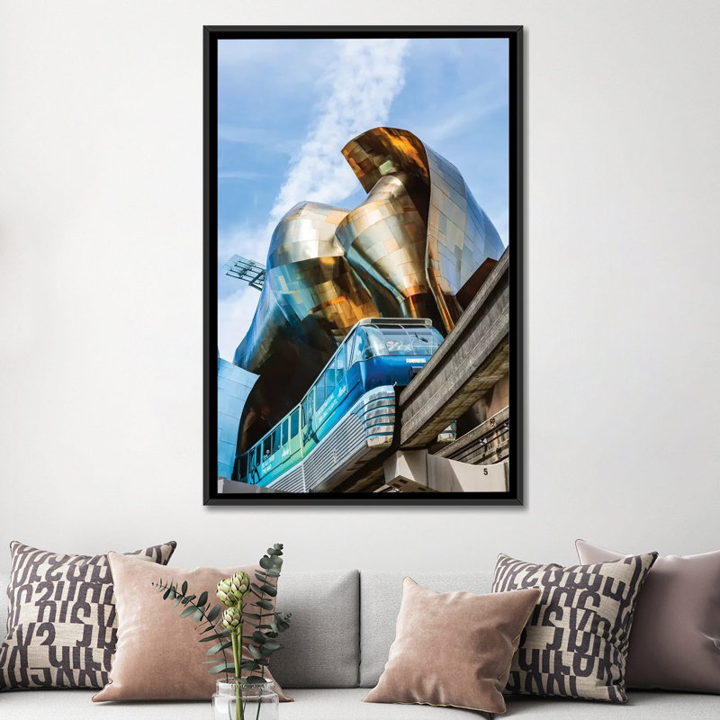 «Seattle Center Monorail, Seattle, USA» par Matteo Colombo - reproduction de photo sur toile, H 60 po x l 40po x P 1,5 po