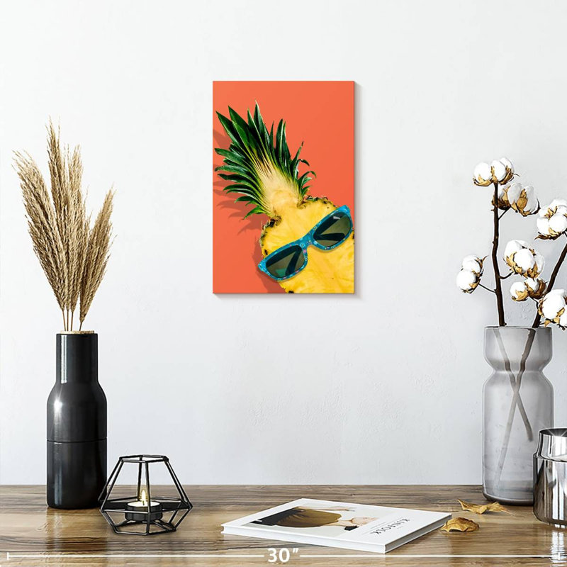 Yarlin Tropical Chic Pineapple, 12" H x 8" W