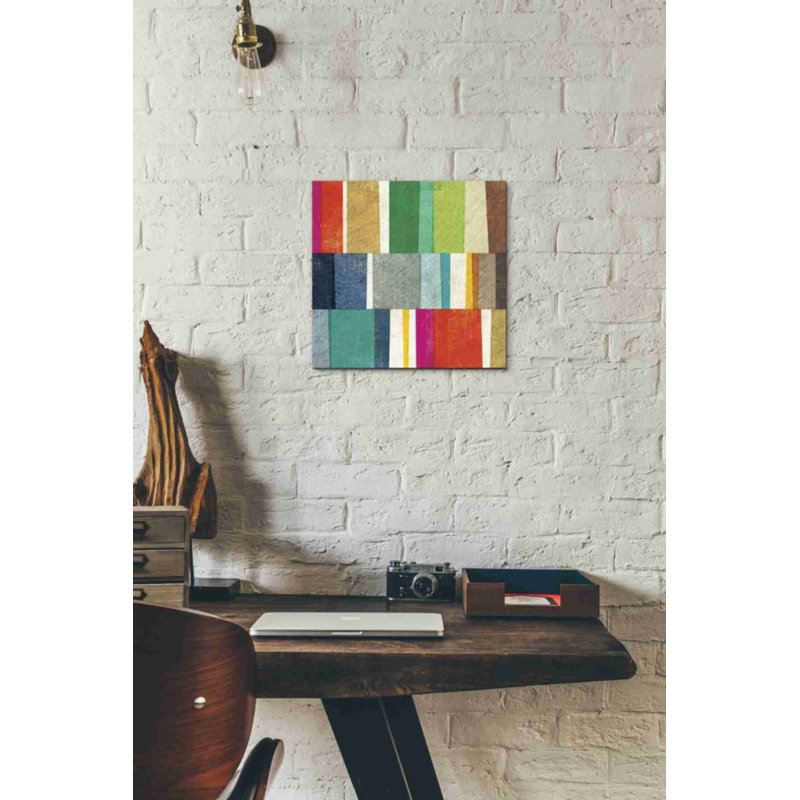 «Black and Gold Abstract» par Danhui Nai, art mural sur toile, H 12 po x l 12 po x P 0,75 po