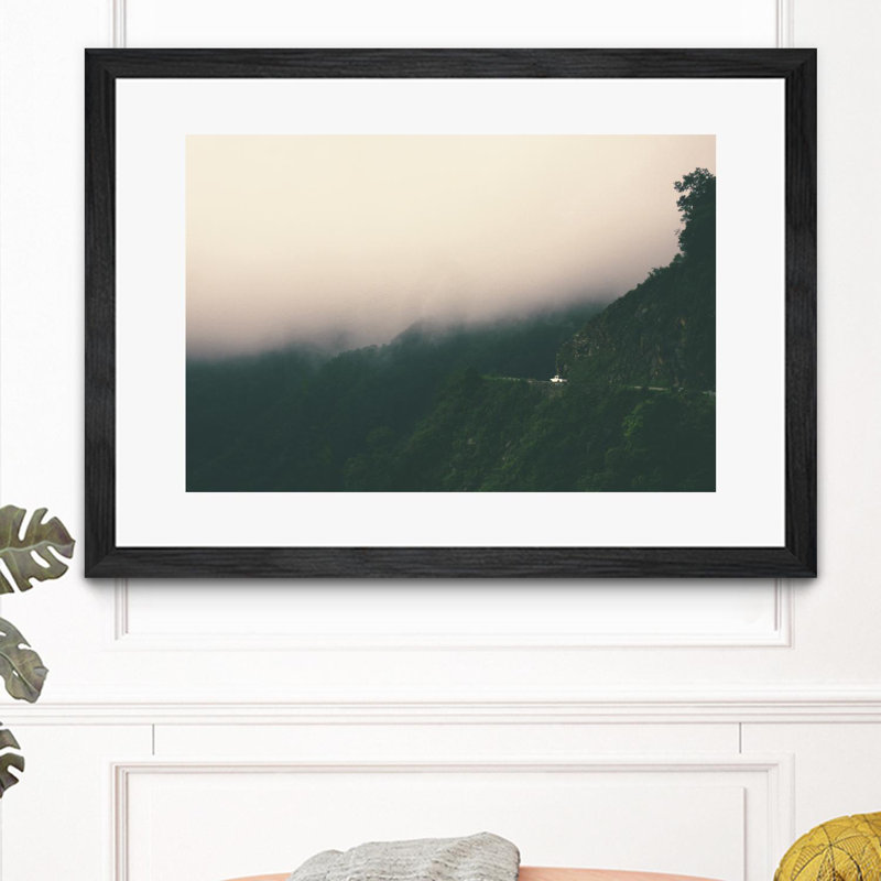 «On The Edge» mat et encadré 36 po x 24 po, Cadre noir