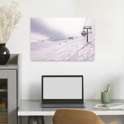 Remontées mécaniques dans une station de ski, Alpes de Kitzbüel, Wildschonau, Kufstein, Tyrol, Autriche, abstrait, montagne, contemporain, art naturel