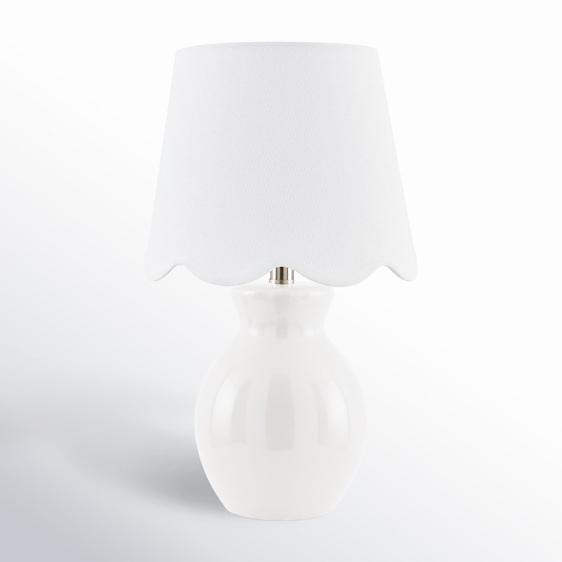 Lampe Momsen, Blanc, H 15 po x l 8 po x P 8 po, Sergé blanc