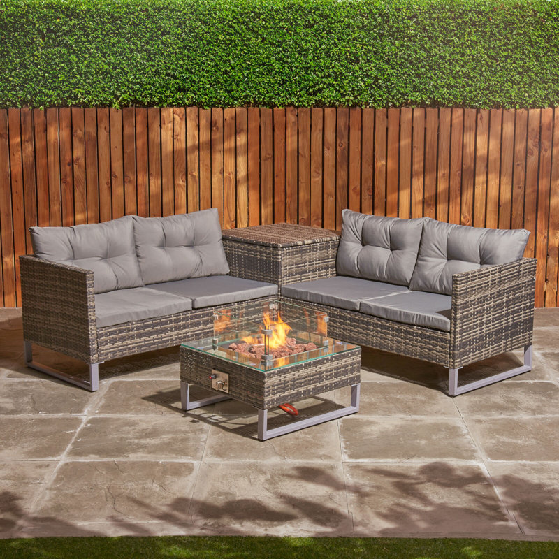 Kaster 4 - Person Seating Group with Cushions