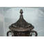 Vase Benavidez - grande statue en bronze - taille: L 21 po x l 16 po x H 48,5 po.