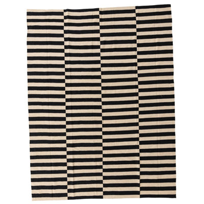 Tapis noir et blanc 8 x 11 Pinkerton