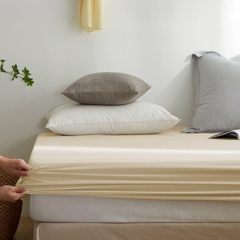 Super Soft Microfiber Deep Pocket Fitted Sheet, Cream, Double (4'6)