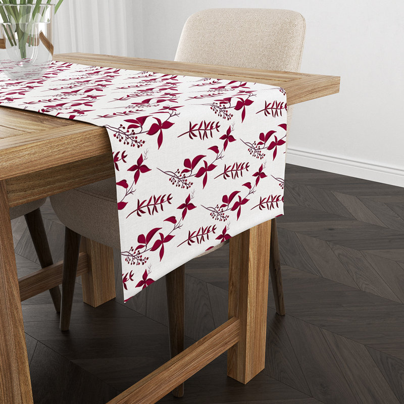 Middleburg Floral Table Runner