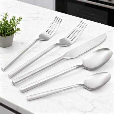 Ensemble de couverts 20 pièces en acier inoxydable pour 4, argenterie moderne à finition mate avec couteaux de table, fourchettes, cuillères et cuillères à café, ensemble de couverts allant au lave-vaisselle pour le quotidien et les réceptions