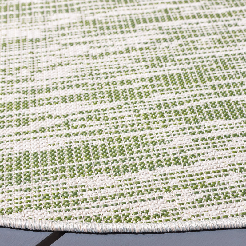 Hampton Performance Abstract Indoor/Outdoor Area Rug, Round 6'5"