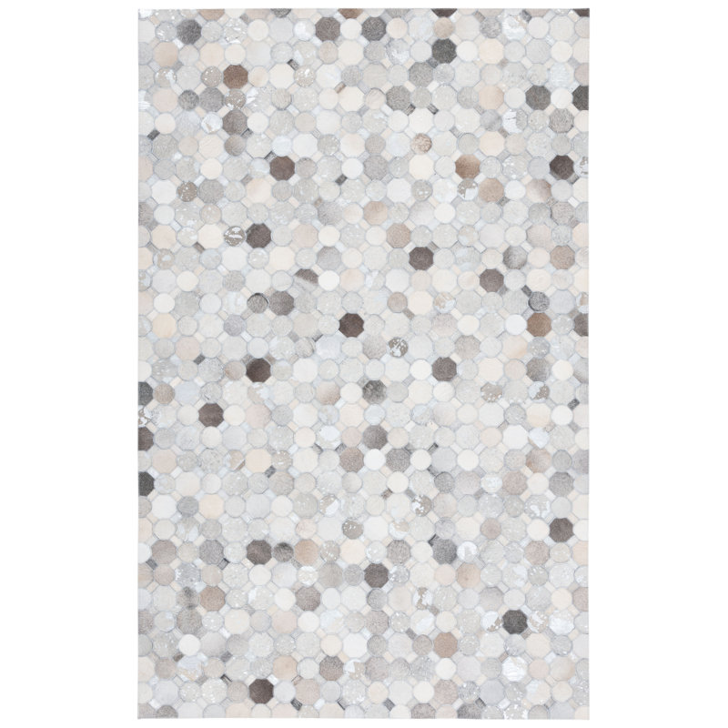 Ivory and Gray Geometric Cowhide Flatweave Rug, 4' x 6'