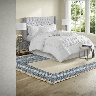 Elegant 7-piece 100% Polyester Bedding Sets, Tufted Design For Home Comfort