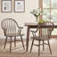 Chaises de salle à manger en bois massif avec accoudoirs de 24 po de large Hughes Hughes-125524743