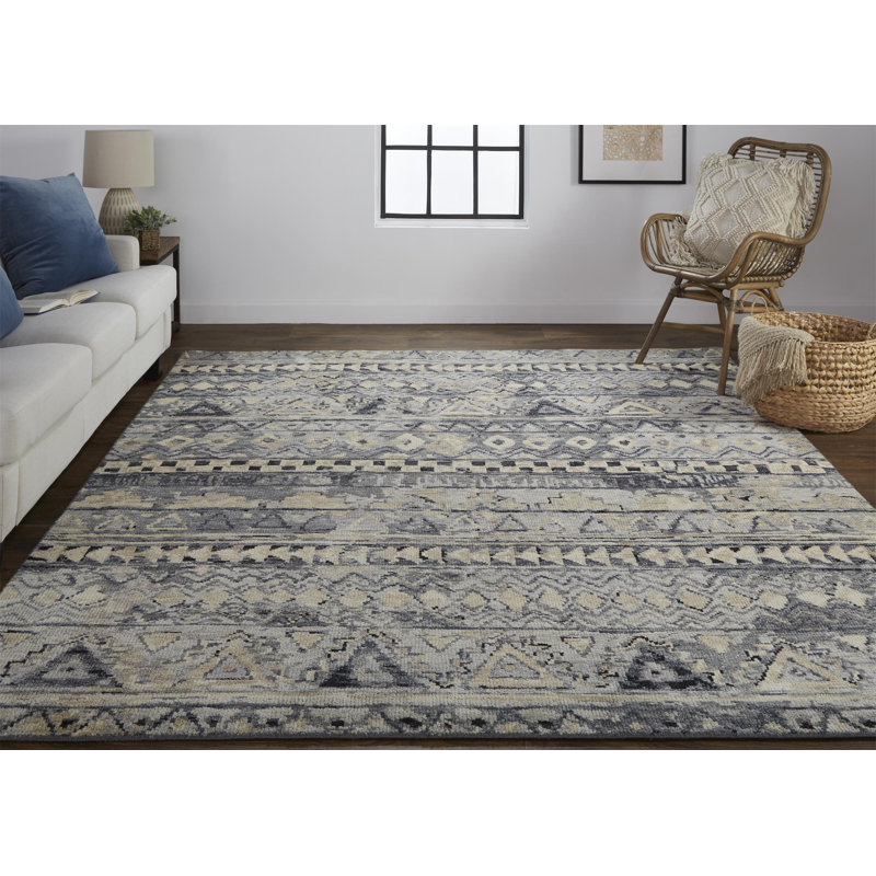 Javione Performance Hand Knotted Wool Geometric Indoor Rug, Rectangle 7'9" x 9'9"