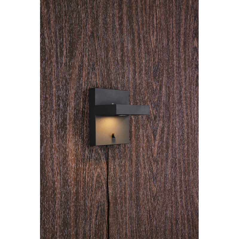 Babble LED Plug-in Flush Mounted Sconce, Black