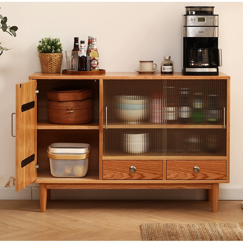 Buffet en chêne et en verre de style scandinave
