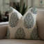 Coussin décoratif en lin viscoélastique gris fait à la main Fabividine Kumud-106270135-106270136-106270137