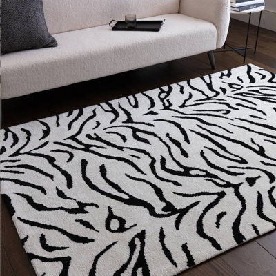 Alaisdair Tiger Animal Print Black/White Rug