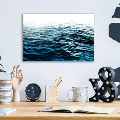 «Blue Sea» par Nicklas Gustafsson, art mural en verre acrylique