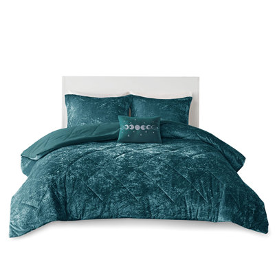 Luxurious Full/Queen Teal Velvet Comforter - , 2 Shams, 1 Pillow, Diamond For , , Includes & Pillows