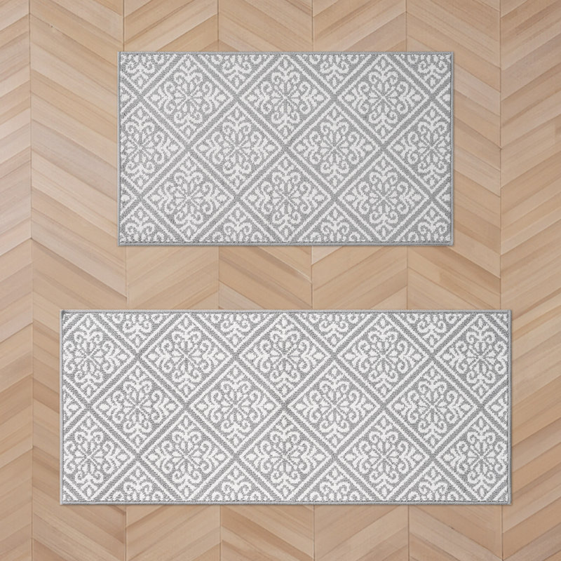 Austell Machine Woven Synthetic Geometric Area Rug, Light Gray