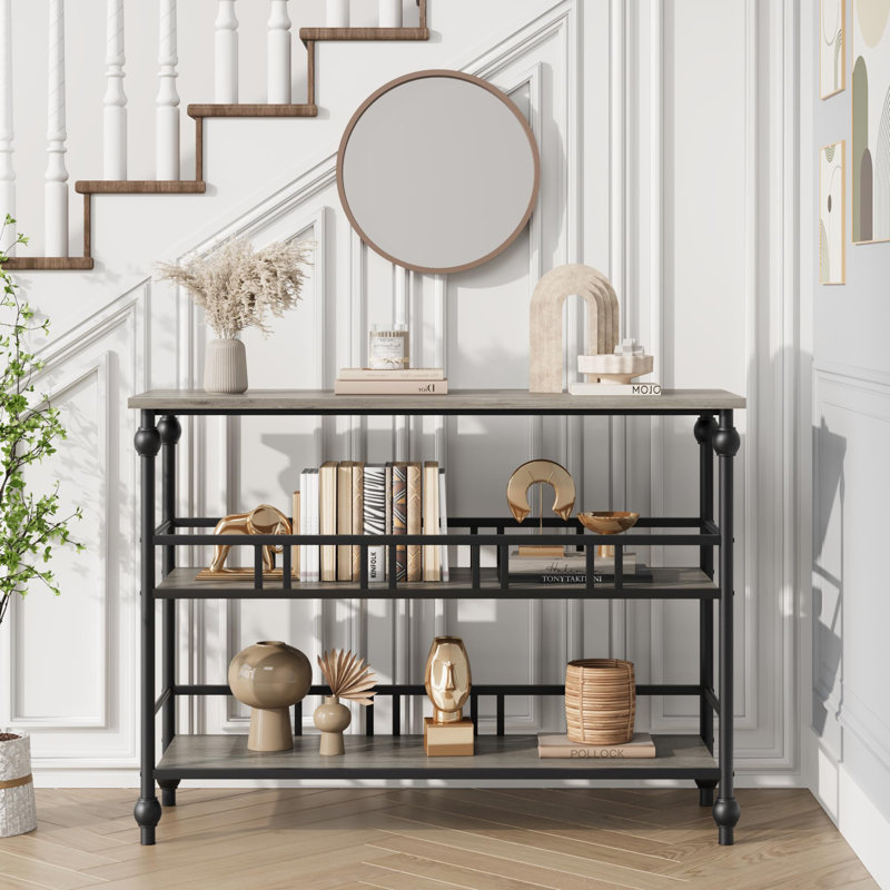 Console rustique à trois niveaux avec tablettes étroites et rangement pour le couloir du salon