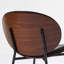 Chaise coquille de style Mid-Century moderne avec dossier confortable et structure stable