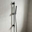 Pomme de douche à main Topcraft avec glissière réglable de 28 pouces.-129047548