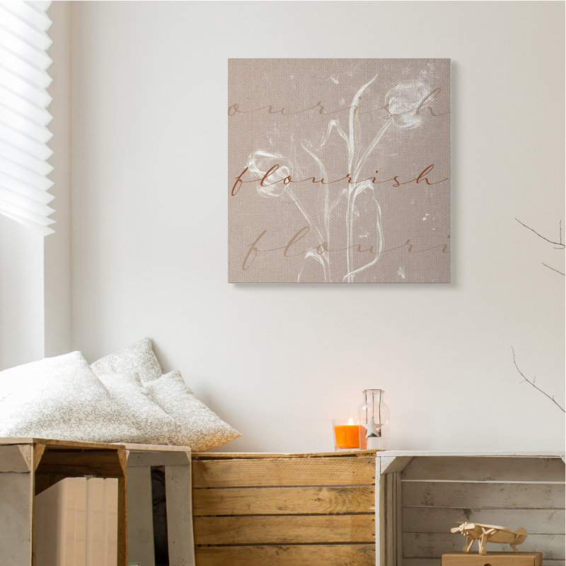 Nature morte avec tulipe rétro, Toile tendue, H 36 po x l 36 po