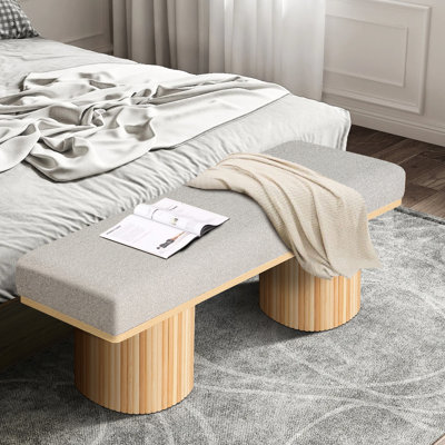 Banc de salon moderne rembourré pour la chambre à coucher - Boucle grise, pieds épais et capacité de charge de 260 lb pour un poids maximal
