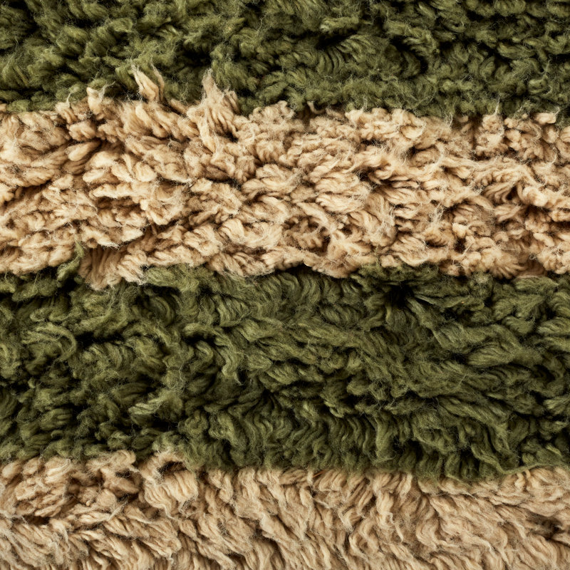 Essi Geometric Handmade Wool Green/Tan Area Rug, Rectangle 2' x 3'