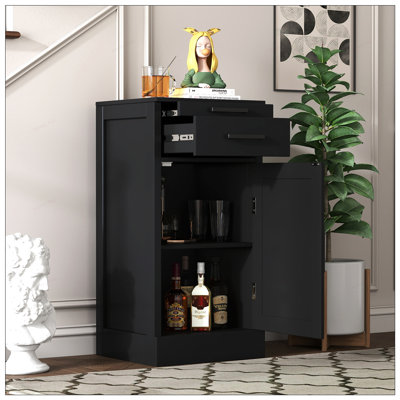 Armoire à vin modulaire avec rangement spacieux pour 24 personnes, idéale pour la salle à manger et le salon