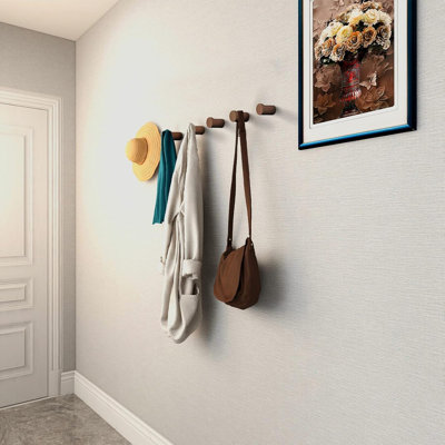 Paquet de 6 crochets muraux en bois, crochets à manteau en bois naturel fixés au mur, crochets à chapeaux rustiques faits à la main pour suspendre des serviettes, des vêtements et des sacs (bois de noyer noir)