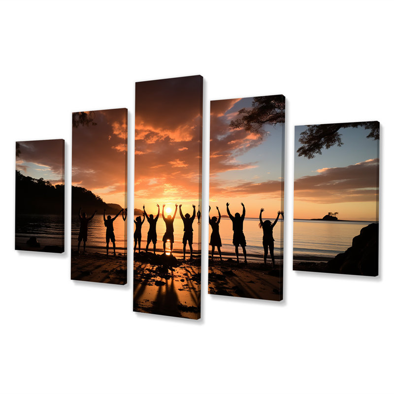 «Adventurous Beach Yoga Energy», art mural multi-panneaux pour le salon